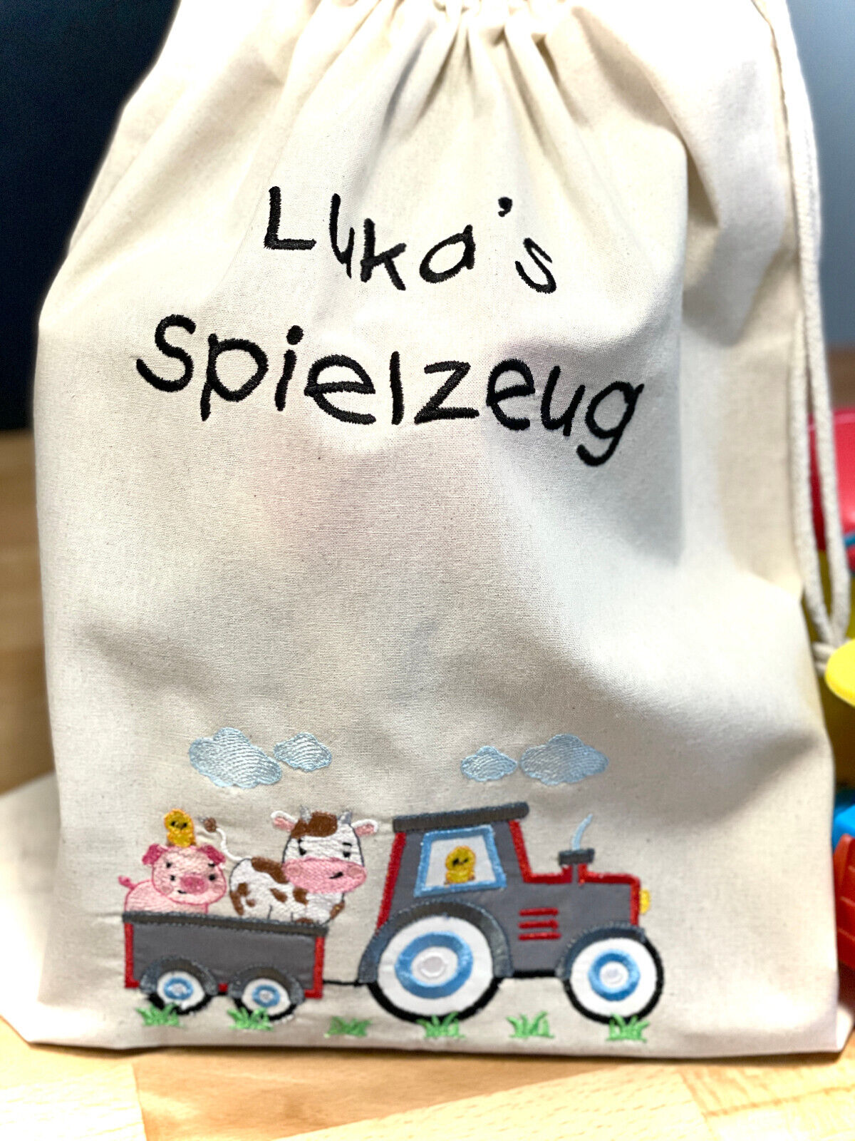 Spielzeug Wechselkleidung Beutel mit Name Kindergartentasche Traktor LKW Beton