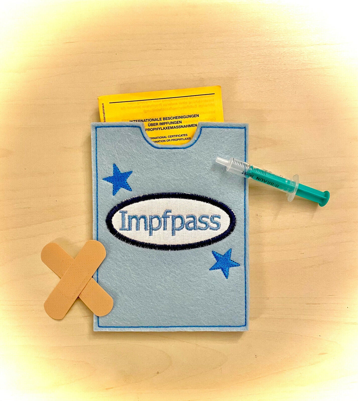 Impfpasshülle bestickt, personalisierbar mit dem Namen, Impfpass, Hülle